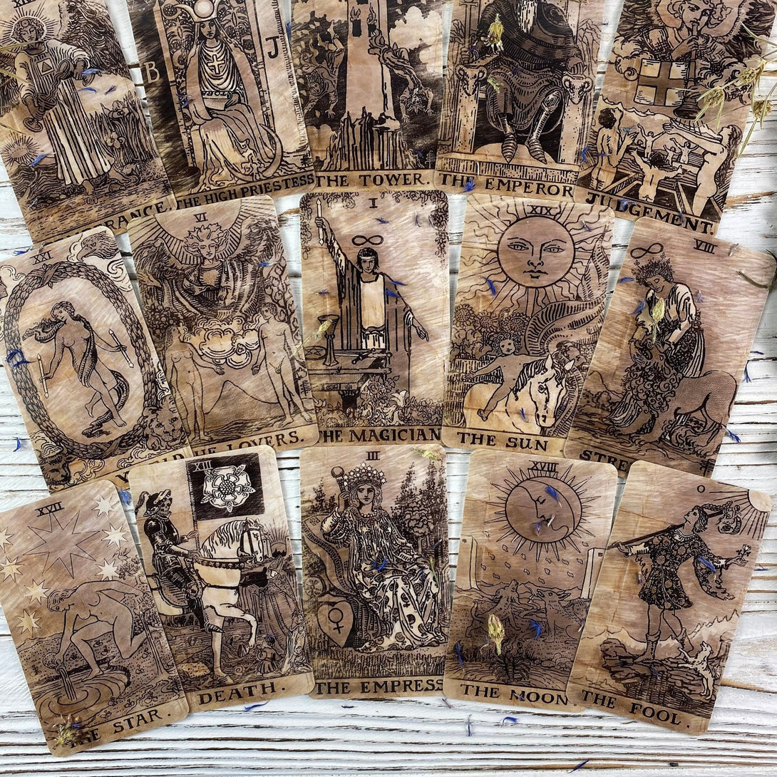 Sketch Vintage Borderless Tarot Deck - Dark Forest Tarot Cards