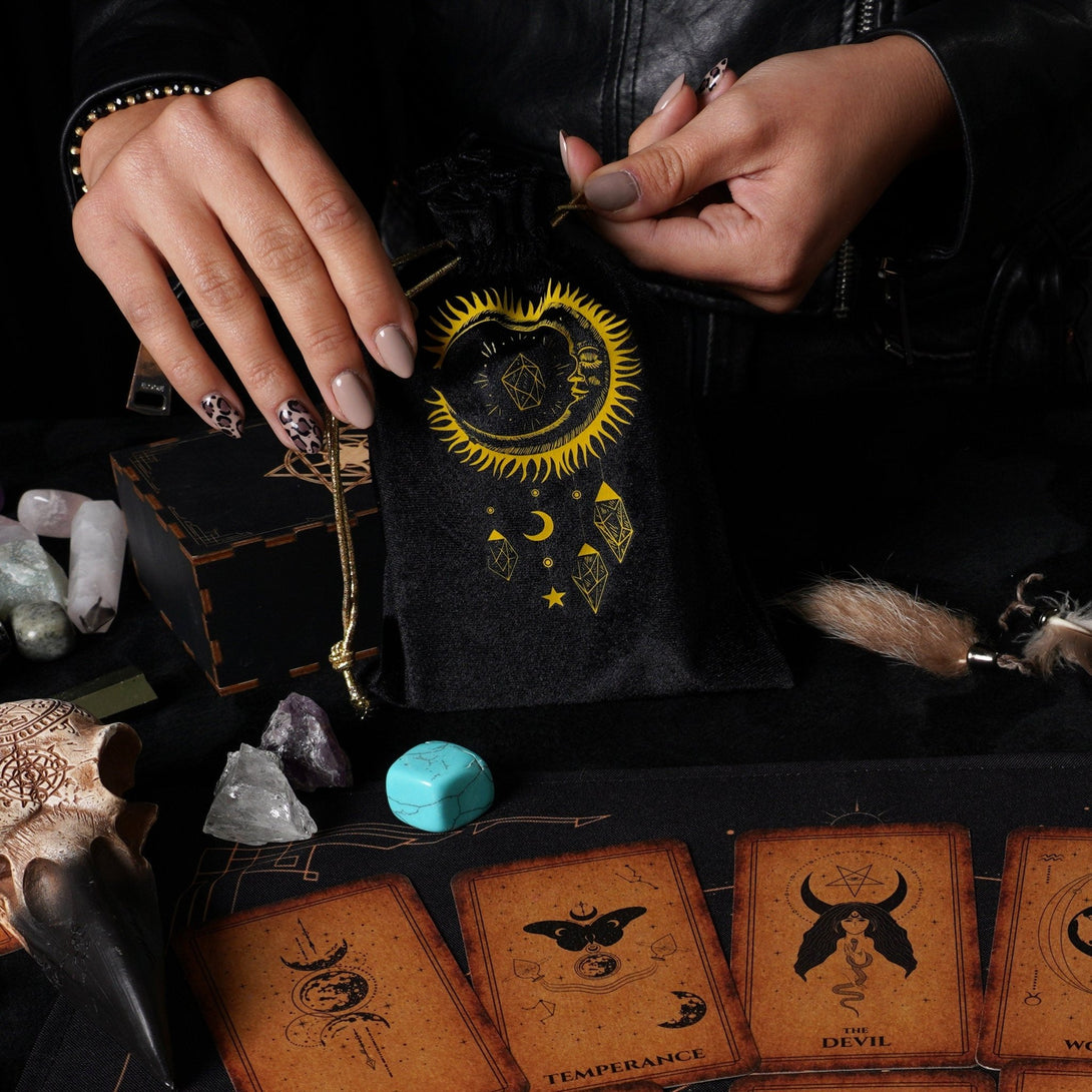 Velvet Tarot Cards Bag Black&Gold - Dark Forest Tarot Cards